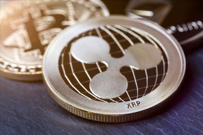 difference between ripple and bitcoin